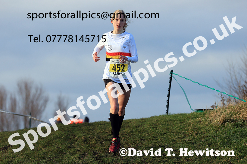 Womens under-17s and under-20s 2024 NECAA Cross Country Champs., Temple Park, South Shields. Photo: David T. Hewitson/Sports for All Pics